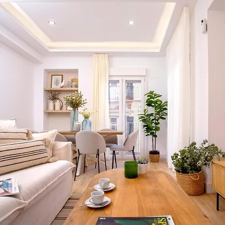 Genteel Teatro Soho Apartment